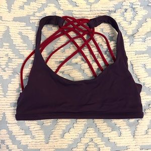 Free to be sports bra